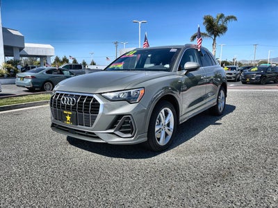 2022 Audi Q3 S line Premium
