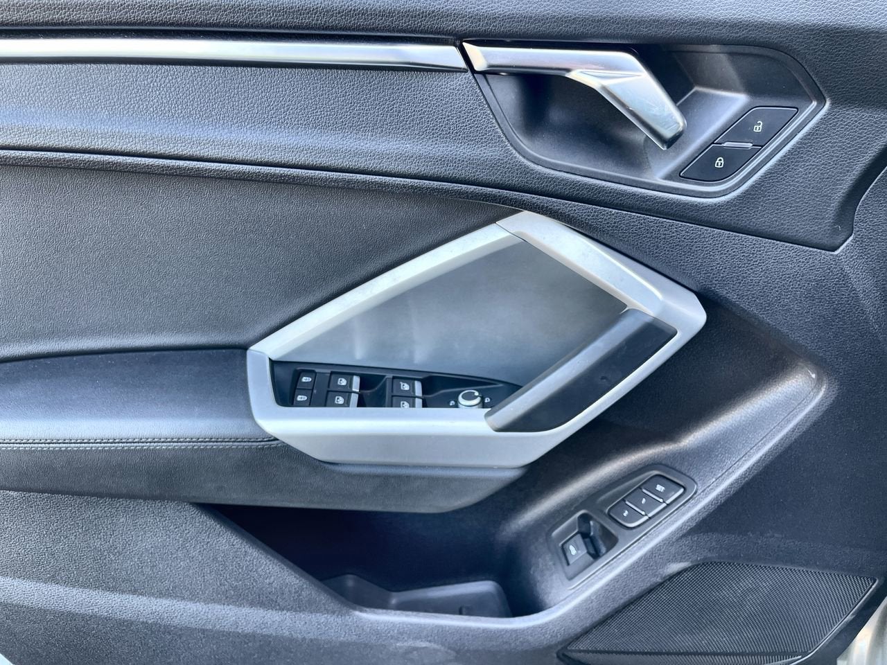 2022 Audi Q3 S line Premium