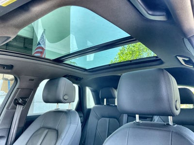 2022 Audi Q3 S line Premium