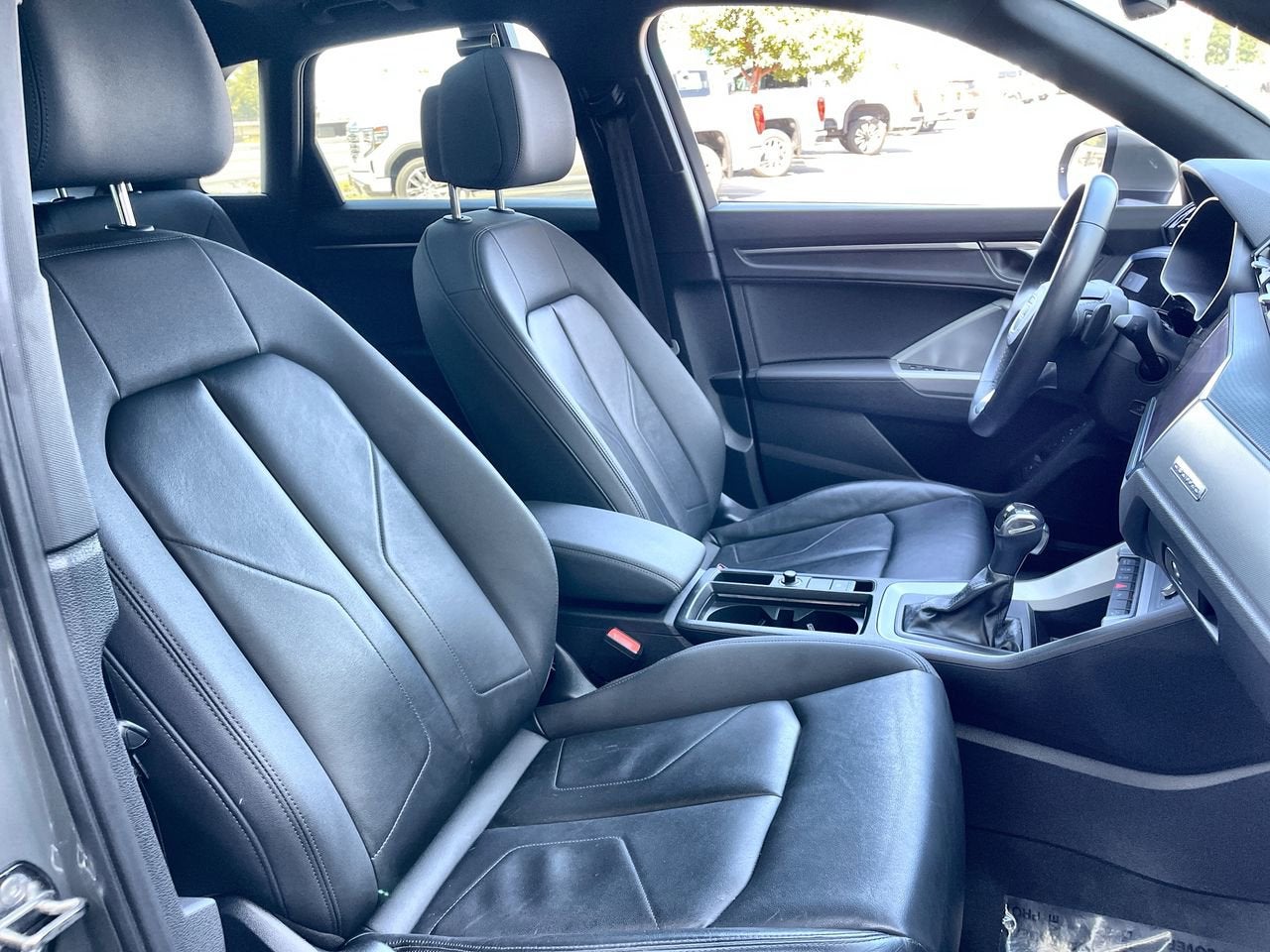 2022 Audi Q3 S line Premium