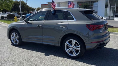 2022 Audi Q3 S line Premium