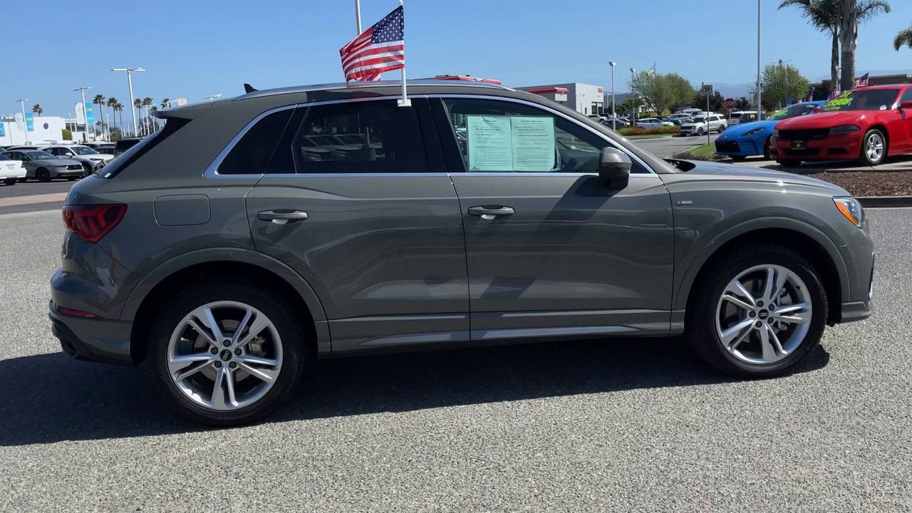 2022 Audi Q3 S line Premium