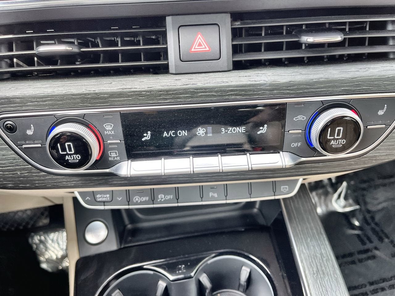 2022 Audi A4 Sedan S line Premium Plus