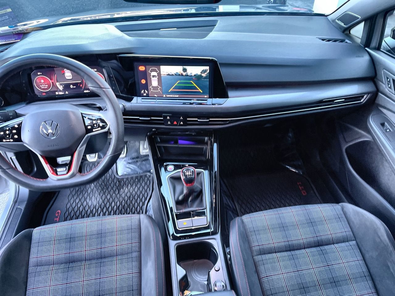 2024 Volkswagen Golf GTI 380 SE