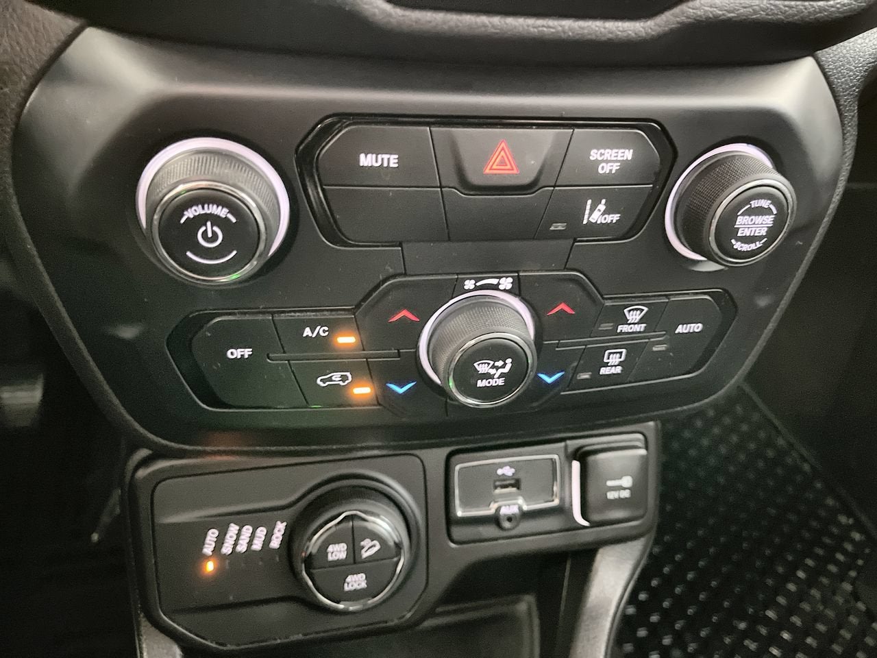 2023 Jeep Renegade Trailhawk
