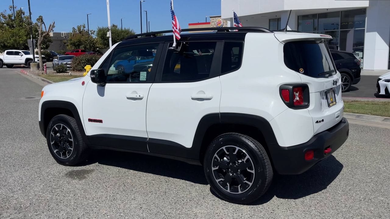 2023 Jeep Renegade Trailhawk